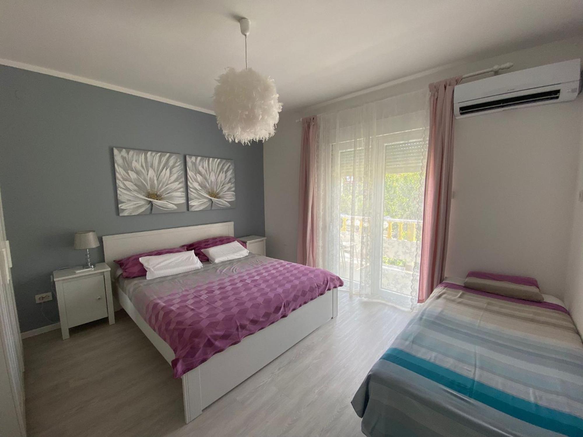 Apartments Mare Banjol Buitenkant foto